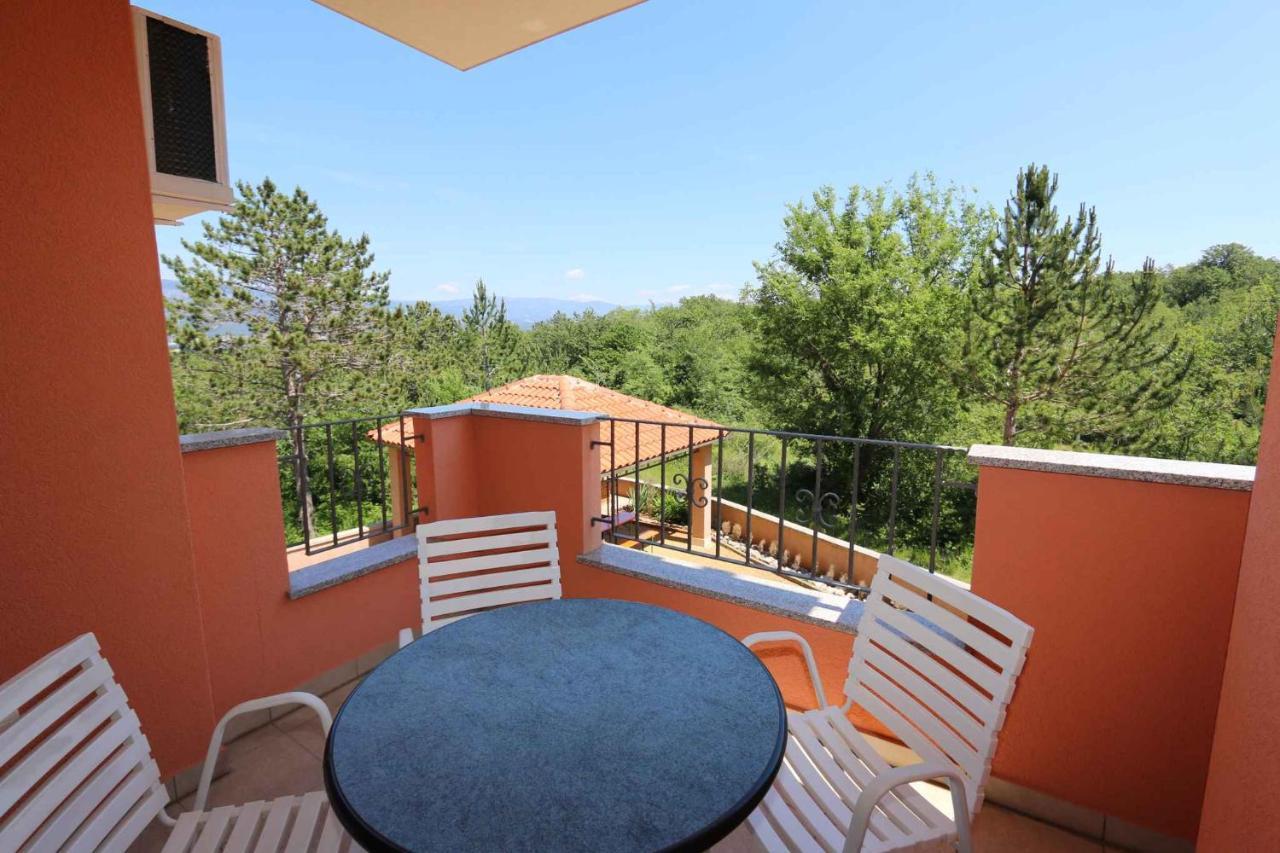 Apartments In Silo/Insel Krk 13430 外观 照片
