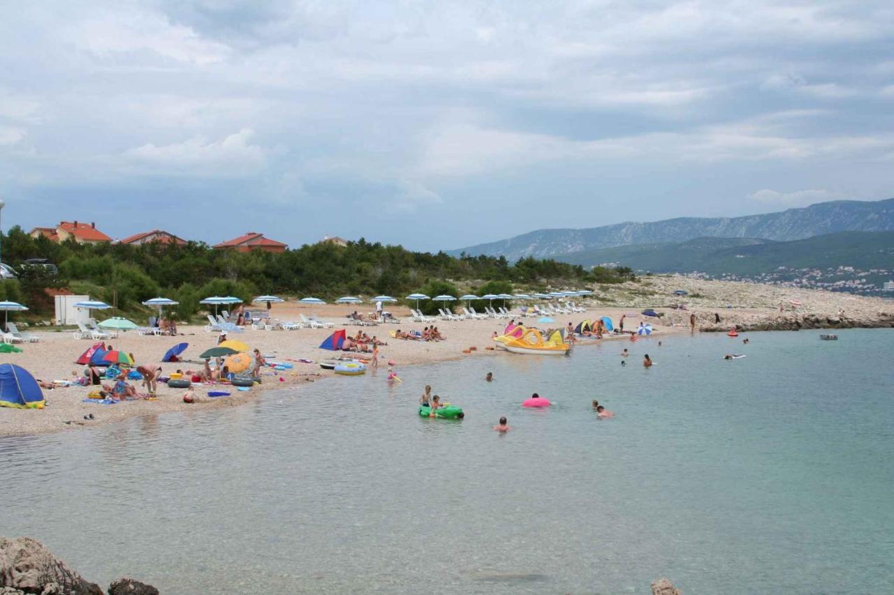 Apartments In Silo/Insel Krk 13430 外观 照片