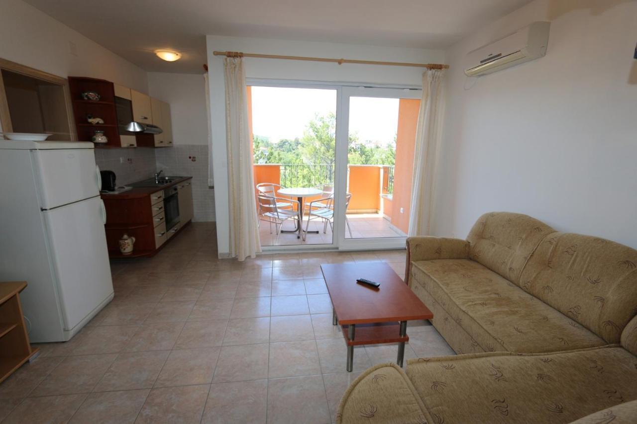 Apartments In Silo/Insel Krk 13430 外观 照片